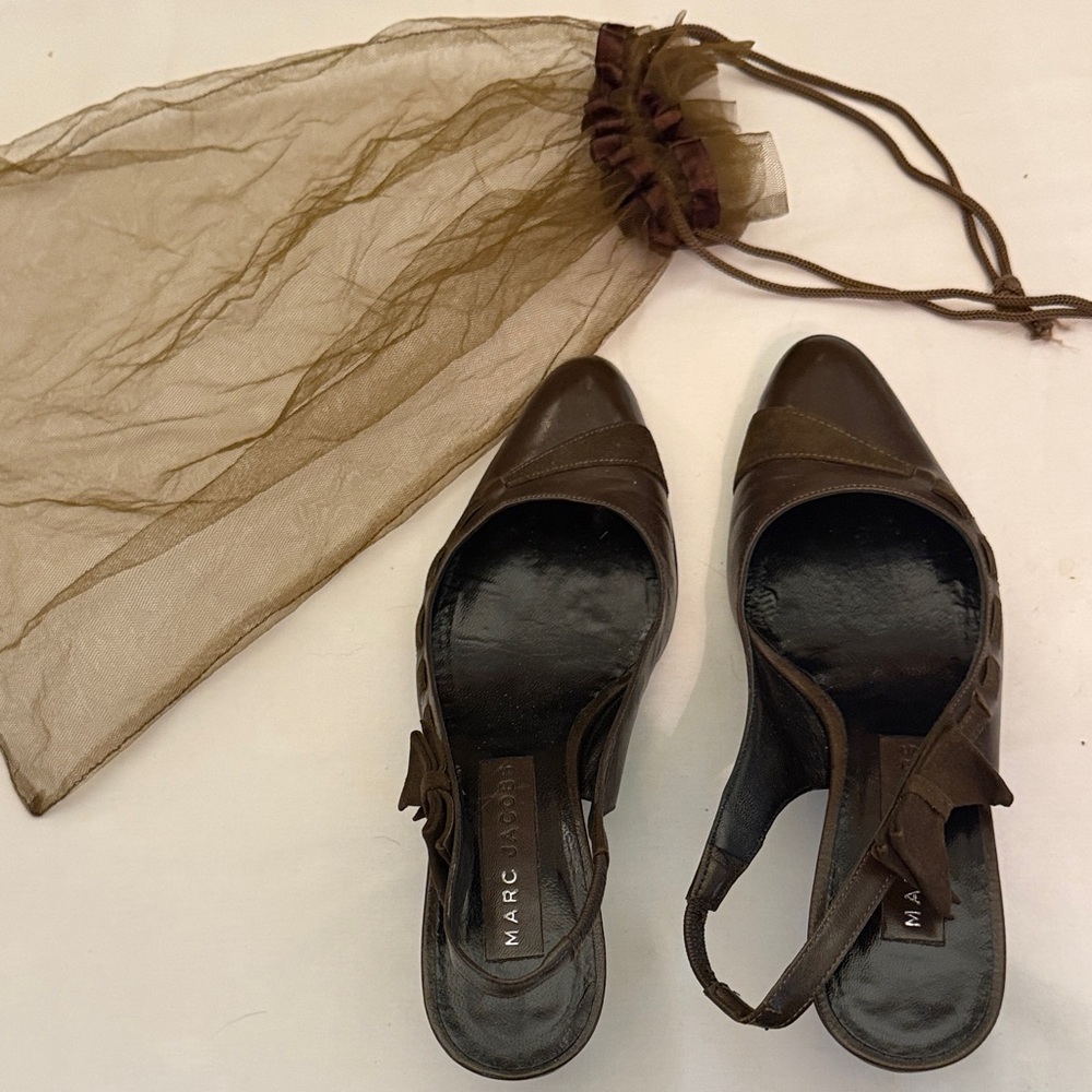 Vintage Marc Jacobs Dark Brown Suede and Leather Kitten heels